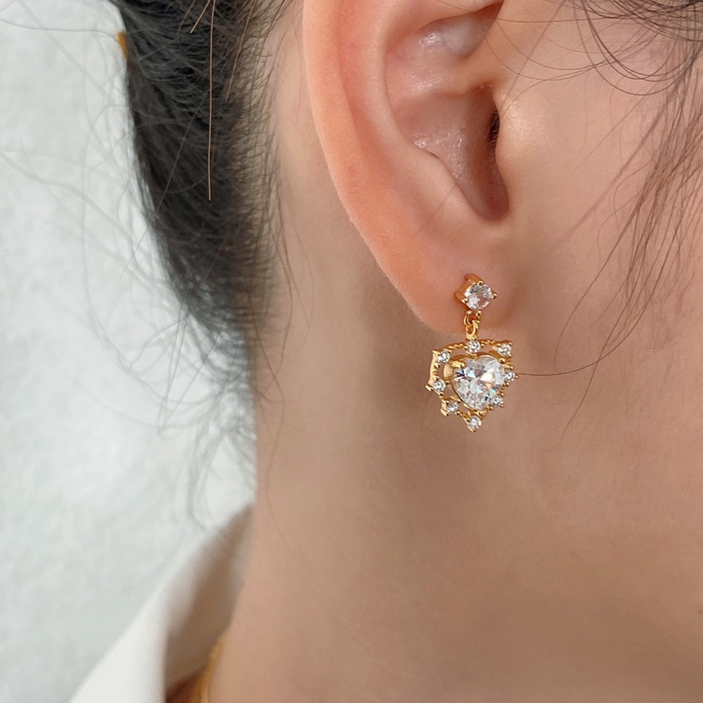 💖 Heart shape 925 Sterling silver earring